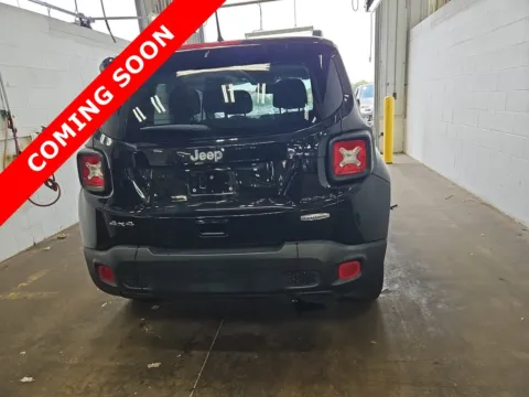More photos of 2022 Jeep Renegade Latitude at Auto Boutique Ohio, OH