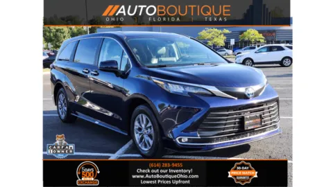 Blue 2024 Toyota Sienna XLE for sale in Columbus, OH