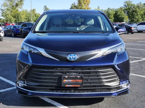 Another view of 2024 Toyota Sienna XLE for sale in Columbus, OH at Auto Boutique Ohio