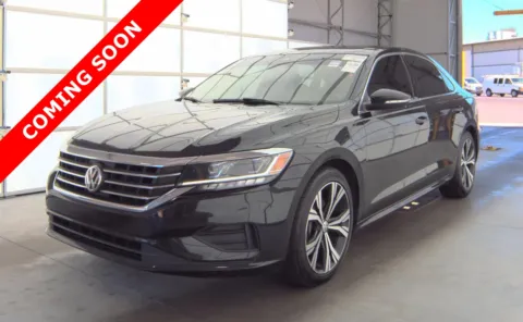 Black 2022 Volkswagen Passat 2.0T SE for sale in Columbus, OH
