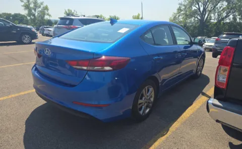More photos of 2018 Hyundai Elantra SEL at Auto Boutique Ohio, OH