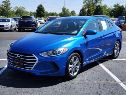 More photos of 2018 Hyundai Elantra SEL at Auto Boutique Ohio, OH