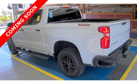 More photos of 2023 Chevrolet Silverado 1500 LT Trail Boss at Auto Boutique Ohio, OH