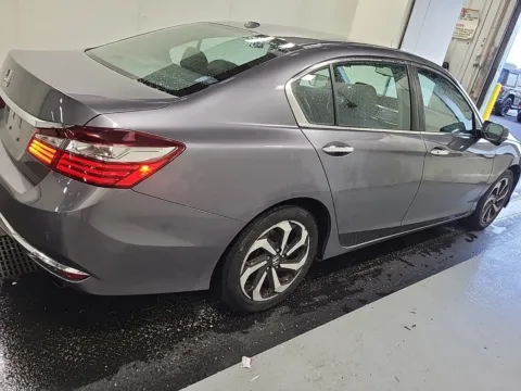 More photos of 2017 Honda Accord Sedan EX-L at Auto Boutique Ohio, OH