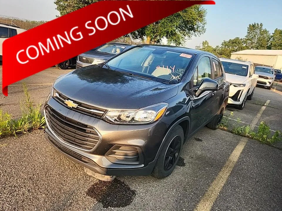 Gray 2019 Chevrolet Trax LS for sale in Columbus, OH