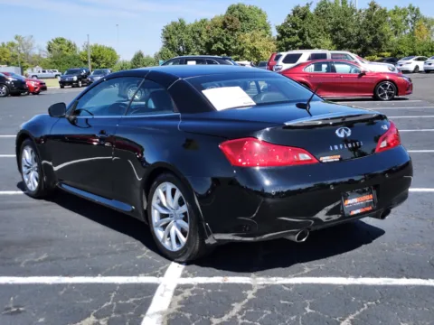 More photos of 2012 INFINITI G37 Convertible at Auto Boutique Ohio, OH