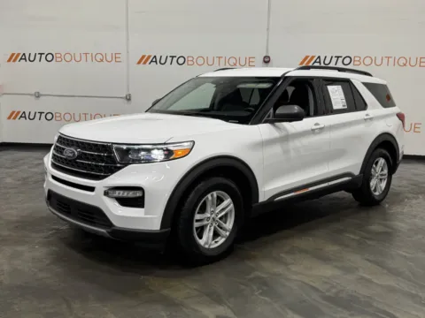 More photos of 2024 Ford Explorer XLT at Auto Boutique Ohio, OH