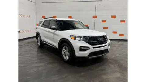 White 2024 Ford Explorer XLT for sale in Columbus, OH