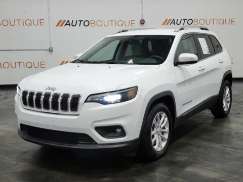 More photos of 2019 Jeep Cherokee Latitude at Auto Boutique Ohio, OH