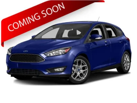 Black 2016 Ford Focus SE for sale in Columbus, OH