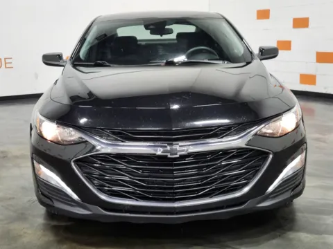 Another view of 2020 Chevrolet Malibu LT for sale in Columbus, OH at Auto Boutique Ohio