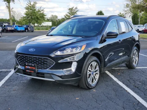 More photos of 2021 Ford Escape SEL Hybrid at Auto Boutique Ohio, OH