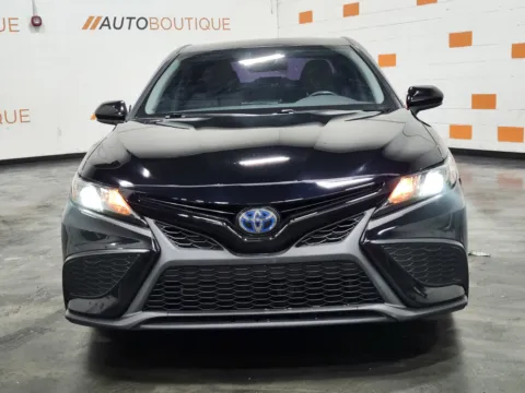 Another view of 2021 Toyota Camry Hybrid SE for sale in Columbus, OH at Auto Boutique Ohio