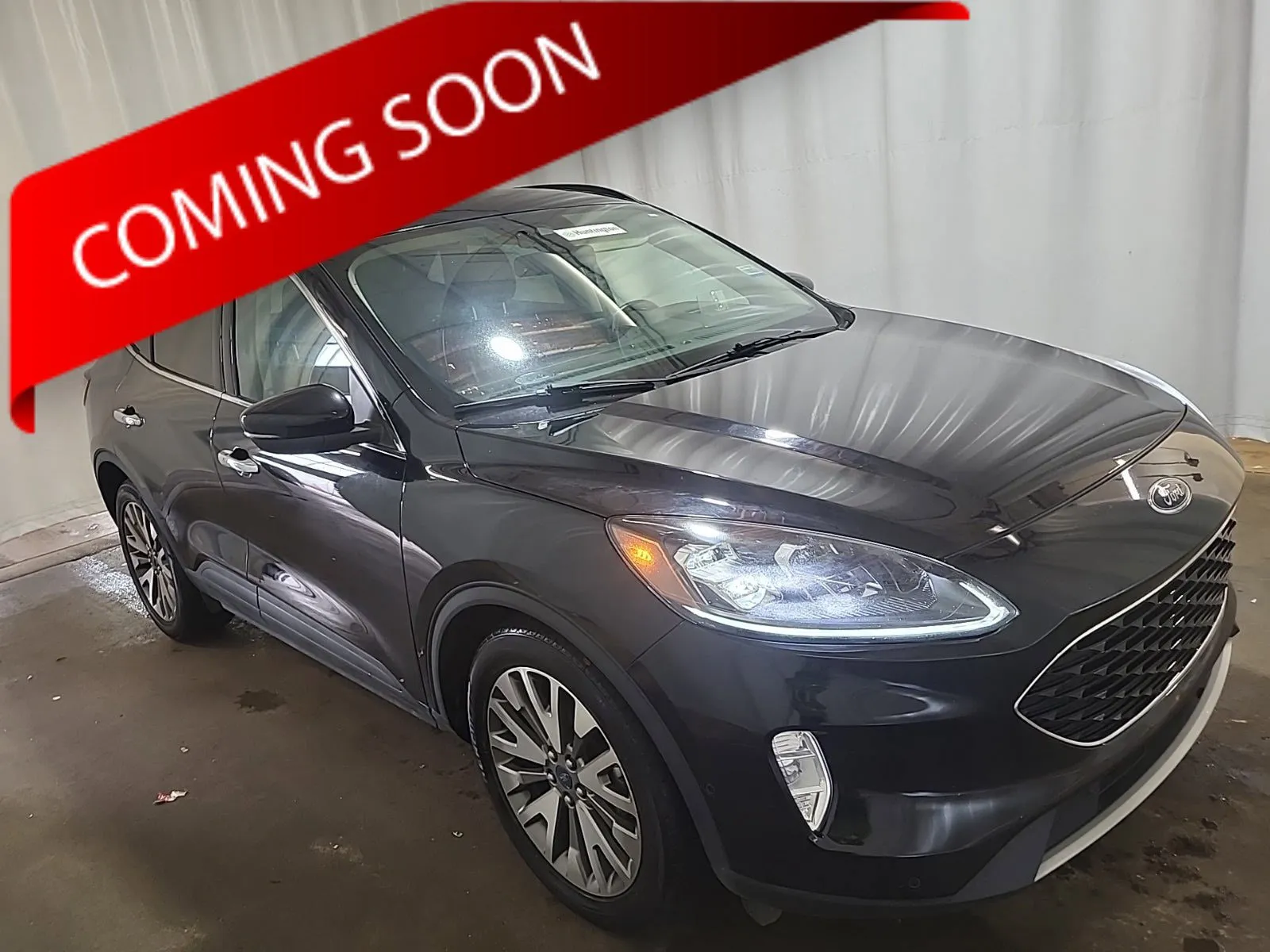 Black 2020 Ford Escape Titanium Hybrid for sale in Columbus, OH