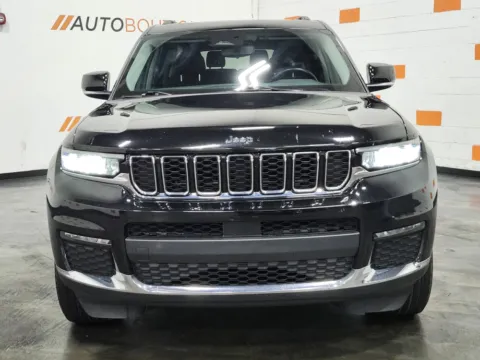 Another view of 2022 Jeep Grand Cherokee L Limited for sale in Columbus, OH at Auto Boutique Ohio