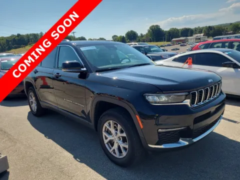 Another view of 2022 Jeep Grand Cherokee L Limited for sale in Columbus, OH at Auto Boutique Ohio