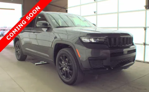 Another view of 2024 Jeep Grand Cherokee L Altitude for sale in Columbus, OH at Auto Boutique Ohio