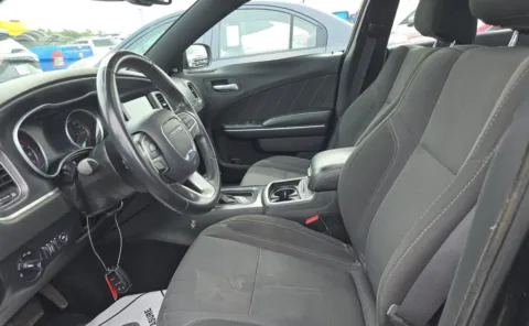 More photos of 2016 Dodge Charger R/T at Auto Boutique Ohio, OH