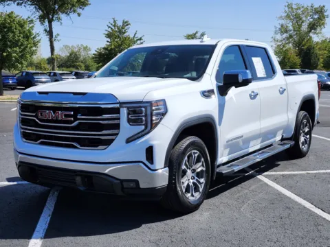 More photos of 2024 GMC Sierra 1500 SLT at Auto Boutique Ohio, OH