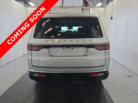 More photos of 2023 Jeep Wagoneer L Series II at Auto Boutique Ohio, OH