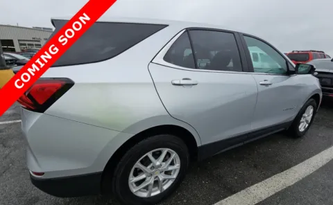 More photos of 2022 Chevrolet Equinox LT at Auto Boutique Ohio, OH