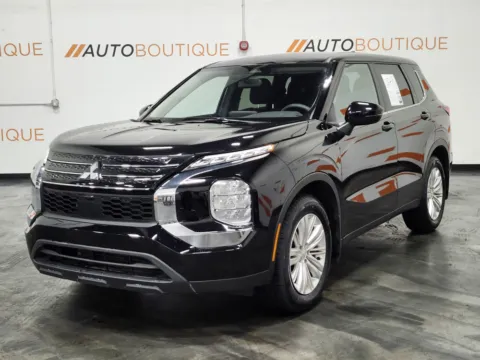 More photos of 2024 Mitsubishi Outlander ES at Auto Boutique Ohio, OH