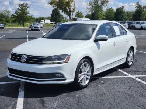 More photos of 2017 Volkswagen Jetta 1.8T SEL at Auto Boutique Ohio, OH
