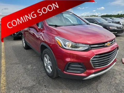 Red 2020 Chevrolet Trax LT for sale in Columbus, OH