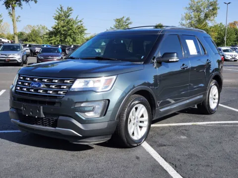 More photos of 2016 Ford Explorer XLT at Auto Boutique Ohio, OH