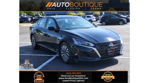 Black 2023 Nissan Altima 2.5 SV for sale in Columbus, OH