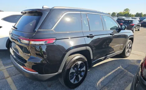More photos of 2023 Jeep Grand Cherokee 4xe at Auto Boutique Ohio, OH
