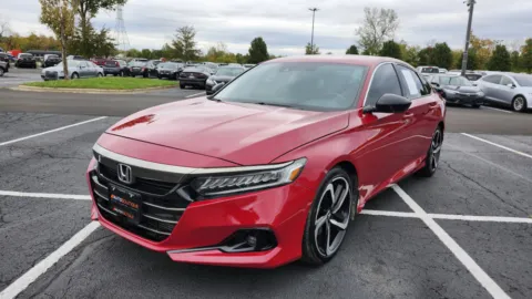 More photos of 2021 Honda Accord Sedan Sport at Auto Boutique Ohio, OH
