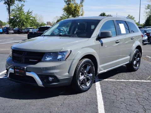 More photos of 2020 Dodge Journey Crossroad at Auto Boutique Ohio, OH