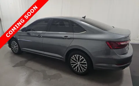 More photos of 2021 Volkswagen Jetta SE at Auto Boutique Ohio, OH