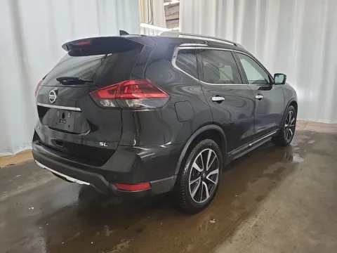 More photos of 2020 Nissan Rogue SL at Auto Boutique Ohio, OH
