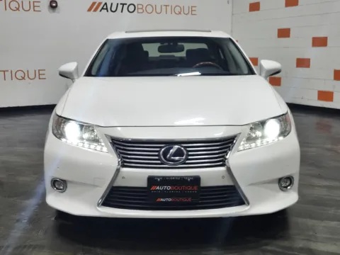 Another view of 2015 Lexus ES 300h Hybrid for sale in Columbus, OH at Auto Boutique Ohio