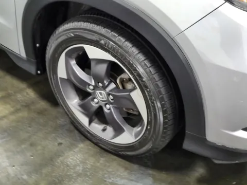 More photos of 2018 Honda HR-V EX at Auto Boutique Ohio, OH