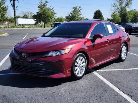 More photos of 2018 Toyota Camry LE at Auto Boutique Ohio, OH