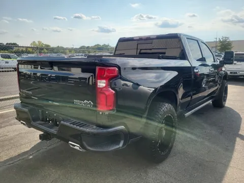 More photos of 2020 Chevrolet Silverado 1500 High Country at Auto Boutique Ohio, OH