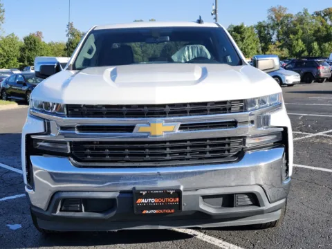 Another view of 2020 Chevrolet Silverado 1500 LT for sale in Columbus, OH at Auto Boutique Ohio