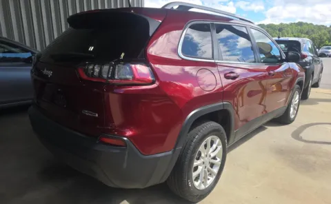 More photos of 2019 Jeep Cherokee Latitude at Auto Boutique Ohio, OH