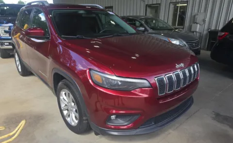 Another view of 2019 Jeep Cherokee Latitude for sale in Columbus, OH at Auto Boutique Ohio