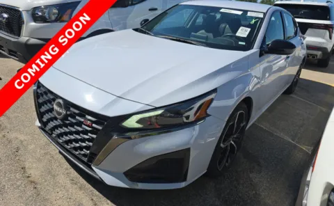 Gray 2024 Nissan Altima 2.5 SR for sale in Columbus, OH