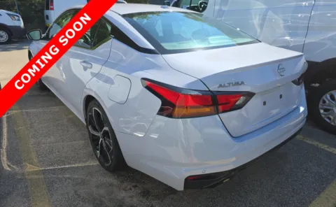 More photos of 2024 Nissan Altima 2.5 SR at Auto Boutique Ohio, OH