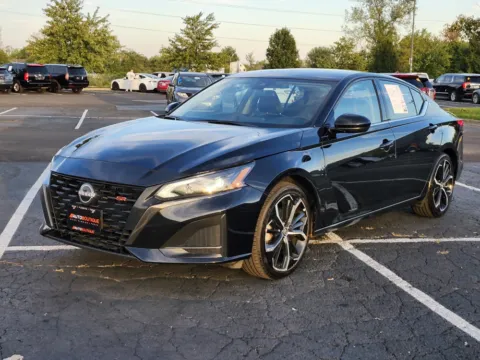 More photos of 2024 Nissan Altima 2.5 SR at Auto Boutique Ohio, OH