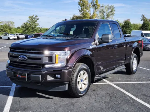 More photos of 2018 Ford F-150 XLT at Auto Boutique Ohio, OH