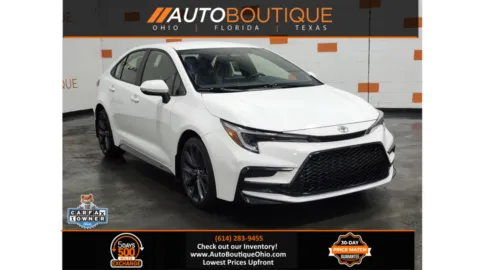 White 2024 Toyota Corolla SE for sale in Columbus, OH