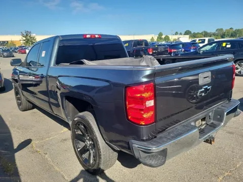 Another view of 2018 Chevrolet Silverado 1500 LT for sale in Columbus, OH at Auto Boutique Ohio