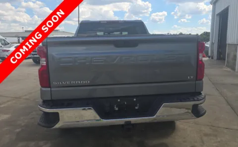 More photos of 2021 Chevrolet Silverado 1500 LT at Auto Boutique Ohio, OH