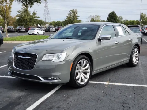More photos of 2018 Chrysler 300 Limited at Auto Boutique Ohio, OH